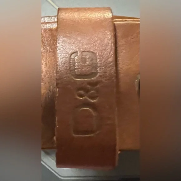EUC Dolce & Gabbana Leather Belt! Can be Unisex!